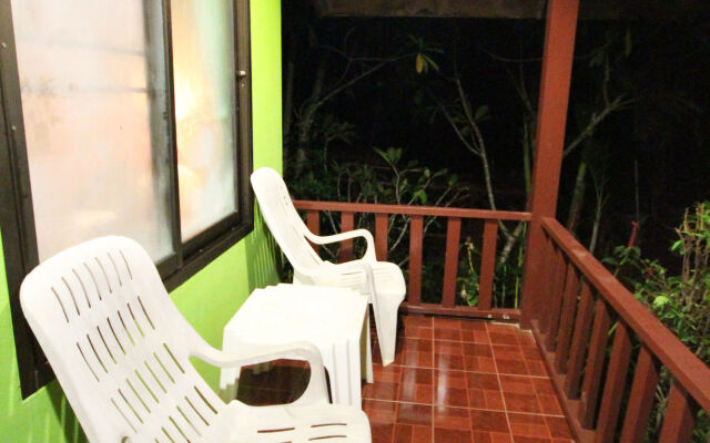Lanta Sabai Hotel & Bungalows