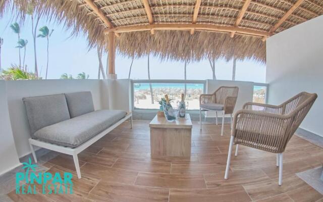 Villa Blanca Beach Club