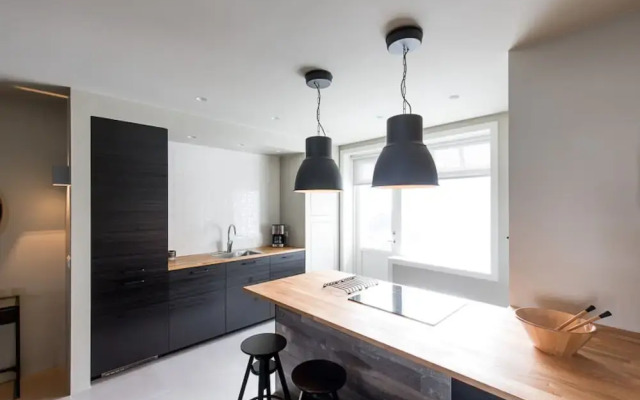 Acco Apartments