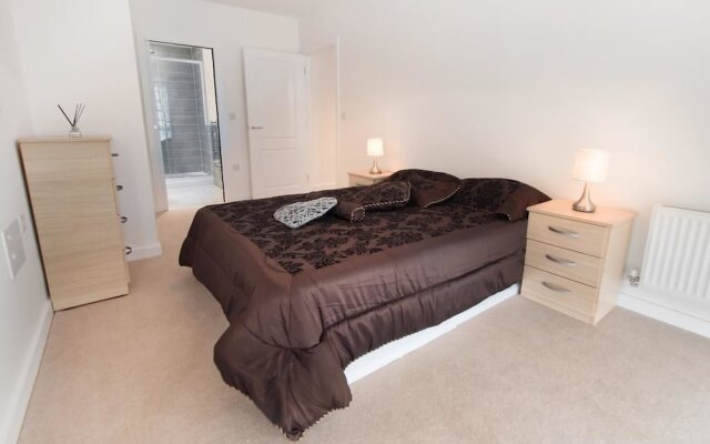 Lamington Heights -Deluxe En Suite Room