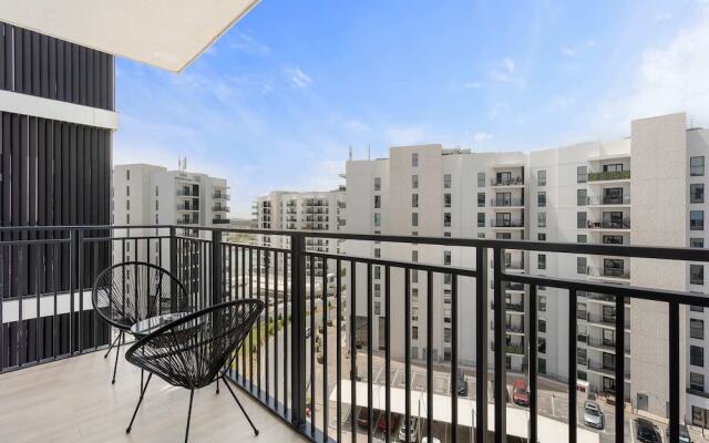 Silkhaus Waters Edge Tower - Yas Island