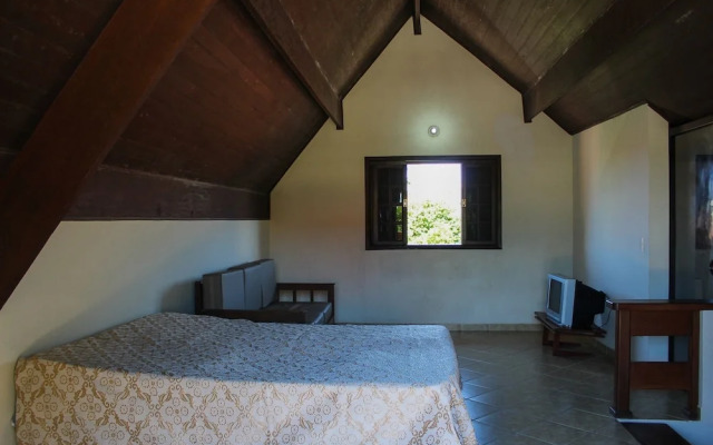 P003 Casa c 3 Dorm. Apenas 150m da Praia