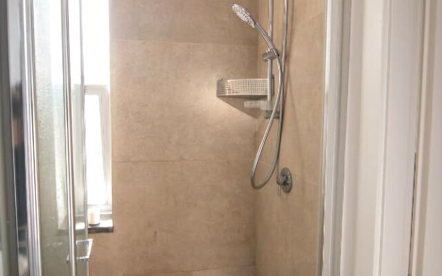 Sunny Apartment Bari