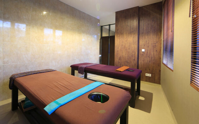 ZEN Premium Ubud Raya Andong 2