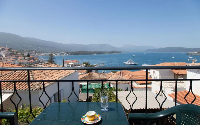 Villa @ Poros