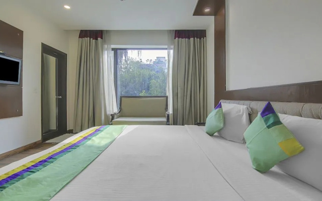 Treebo Trend Hotel Heaven