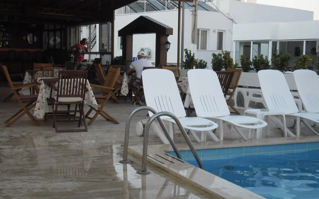 Cam Otel
