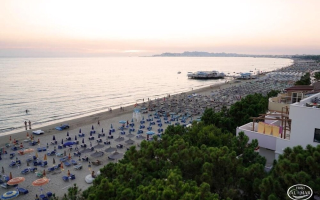 Hotel Al-Mar