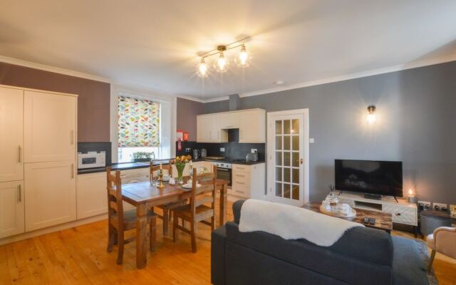 The Gallery Apartment