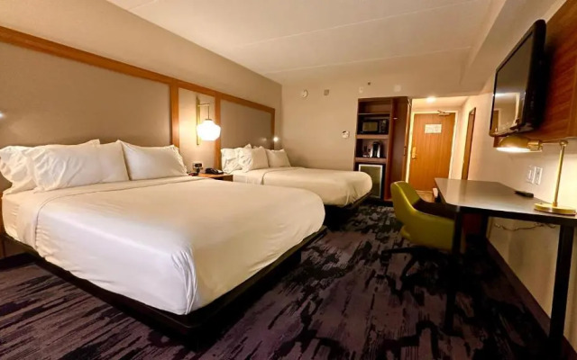 Newmarket Hotel & Suites