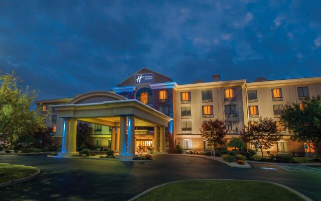 Holiday Inn Express Hotel & Suites Buffalo-Airport by IHG