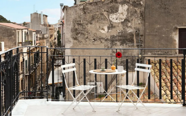 Suite Vucciria With Terrace by Wonderful Italy