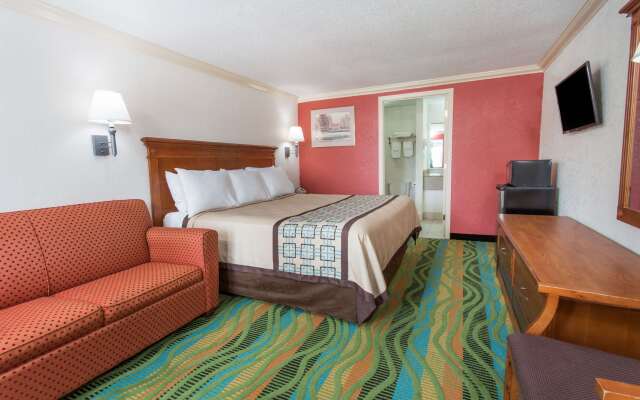 Days Inn by Wyndham Virginia Beach Town Center