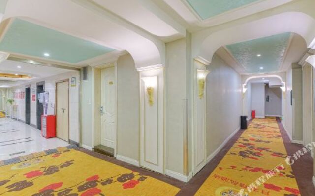 Chongqing Yueyou Hotel Yangjiaping Branch