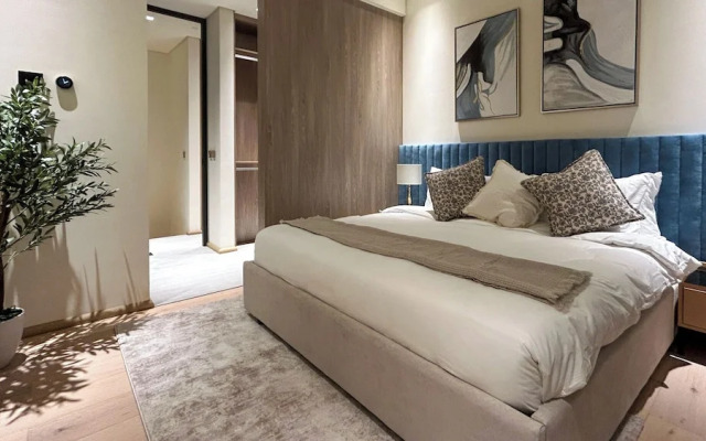 Stylish 1BR Penthouse in The Autograph