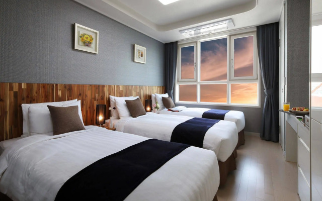 Shinchon Ever8 Serviced Residence