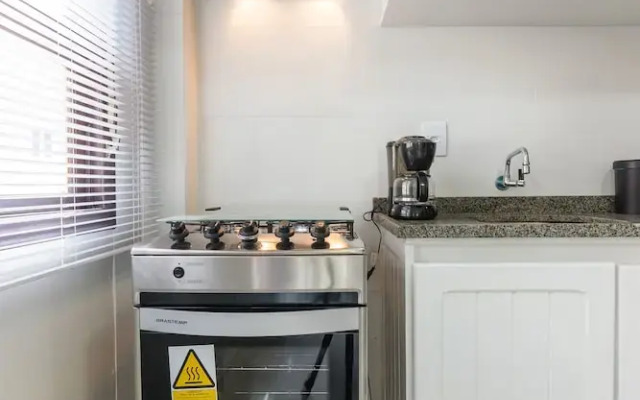 Apto reformado, perto do mar e centrinho JBA104