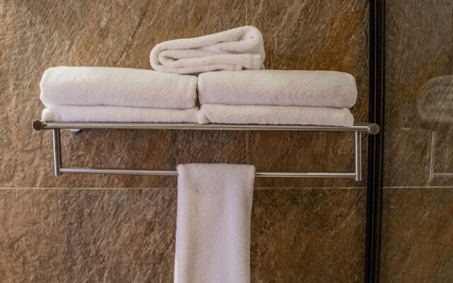 Tres Soles Apartments