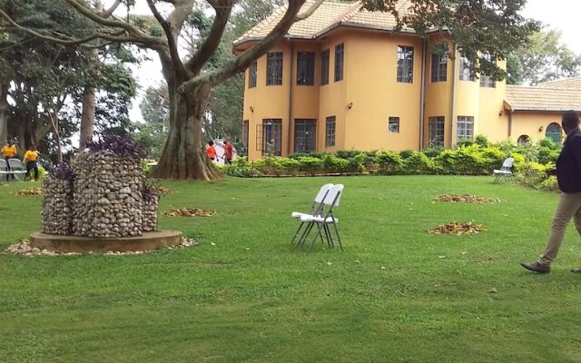 The Estate Ebwerenga