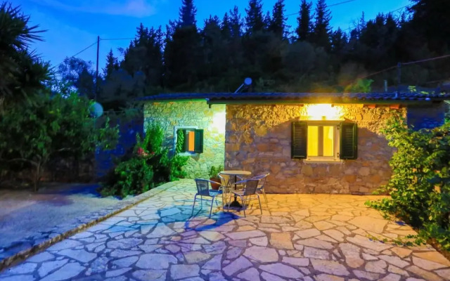 Villa Sevi in Loggos