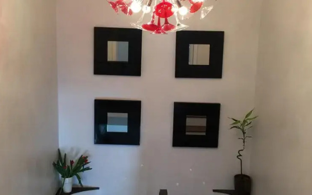 South Beach Suites
