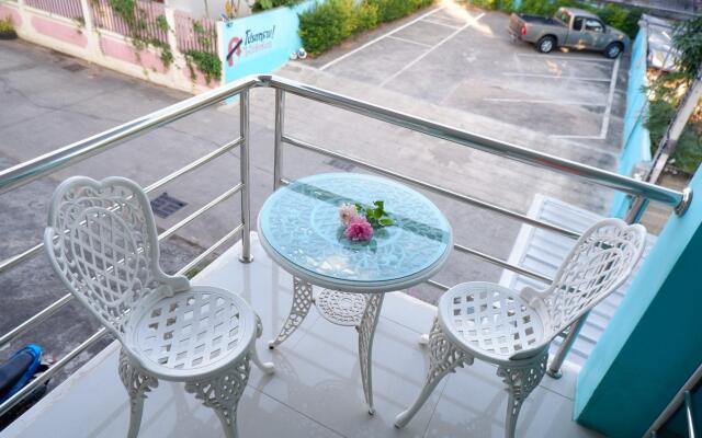 RuenAiyara Apartment