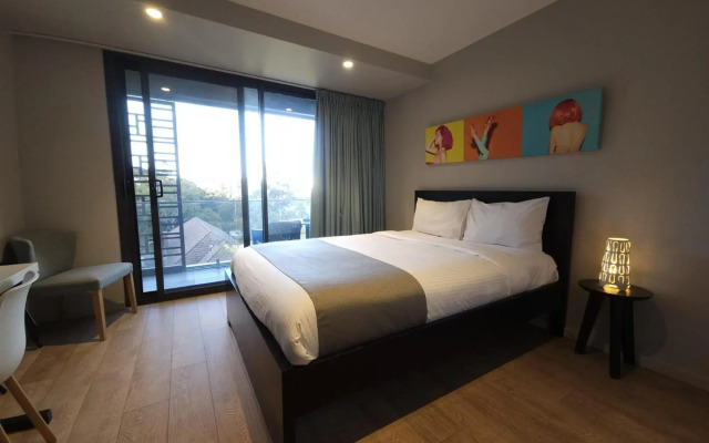 Studio 8 Residences - Adults Only
