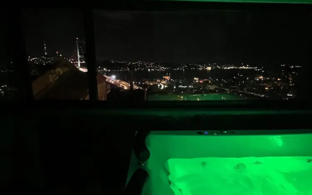 Class Hotel Bosphorus