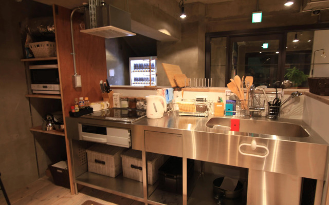 Tora Hotel Asakusa - Hostel