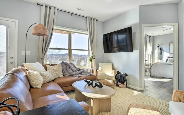 Reeds Spring Condo ~ 3 Mi to Silver Dollar City!