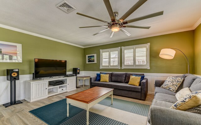 Summertime Sanctuary by Vtrips