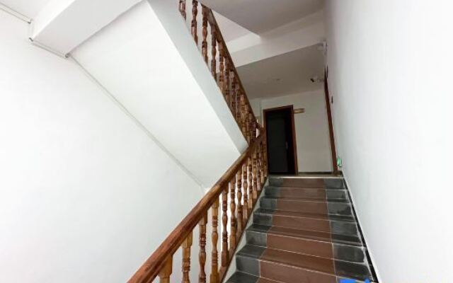 Phoenix Dawu Xiaozhan Homestay (Phoenix Ancient City Branch)