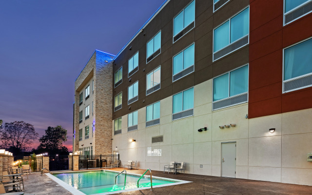 Holiday Inn Exp Stes Owasso by IHG