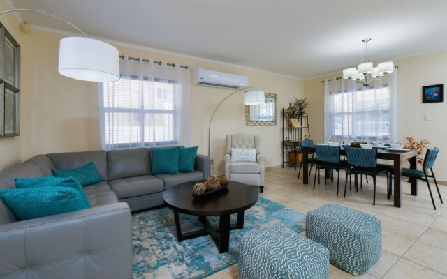 Stylish Villa, Private Pool, Bbq, Privacy
