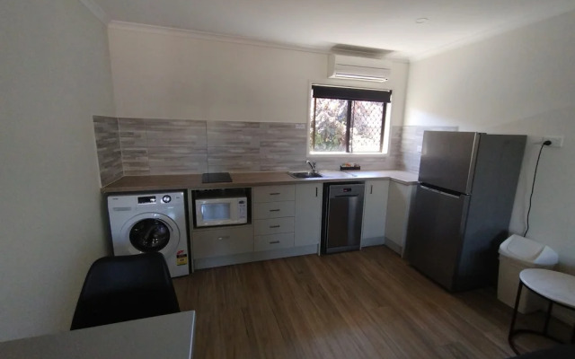 Cascade Motel In Townsville