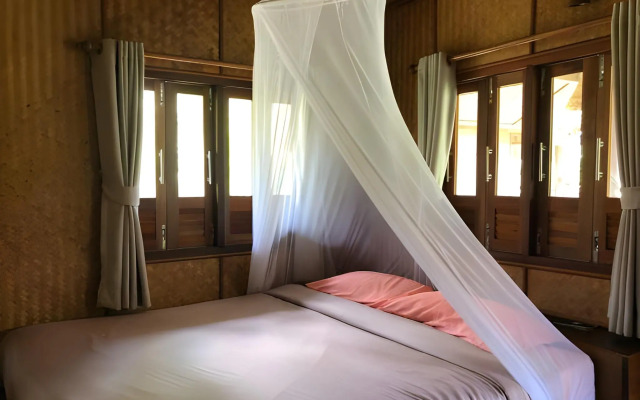 Malibu Beach Bungalows