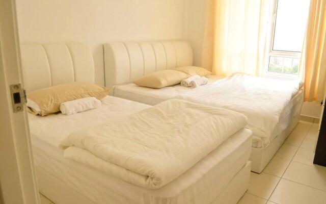 Summertime Arena Suite 2