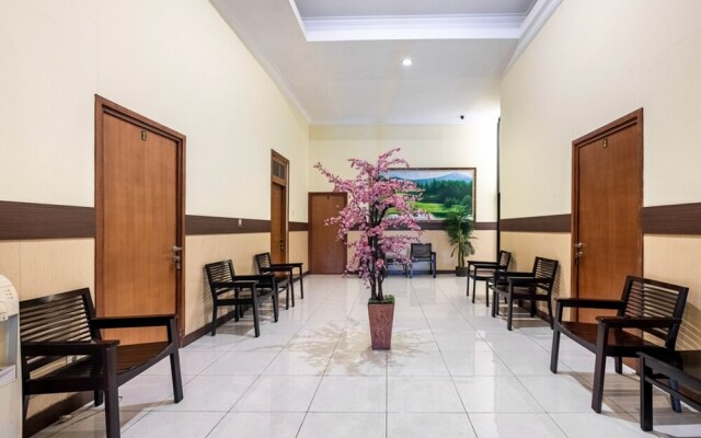 Pondok Tamsis by Reddoorz