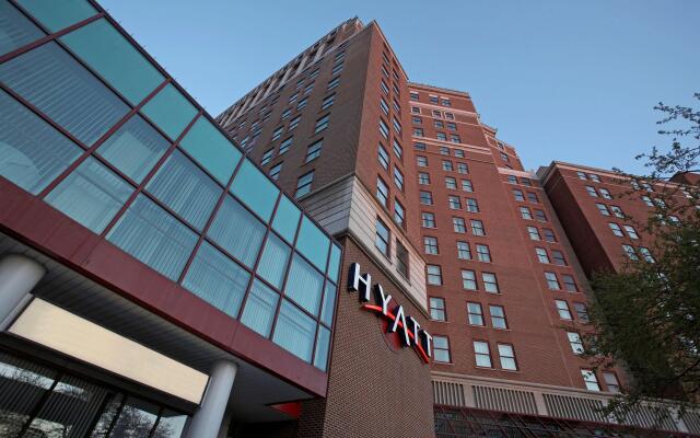 Hyatt Regency Buffalo / Hotel and Conference Center