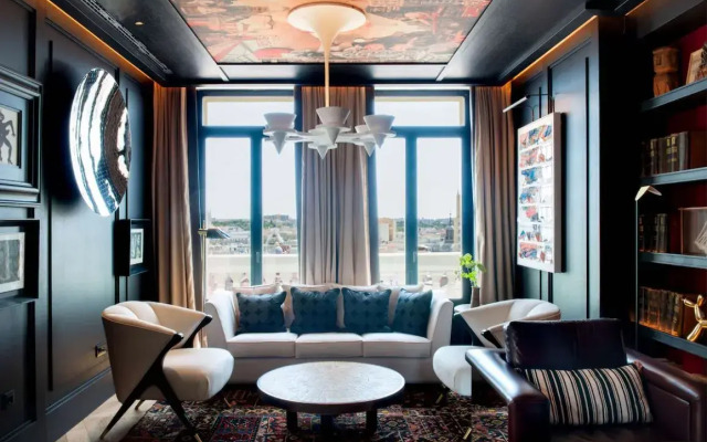 Hotel Montera Madrid, Curio Collection By Hilton