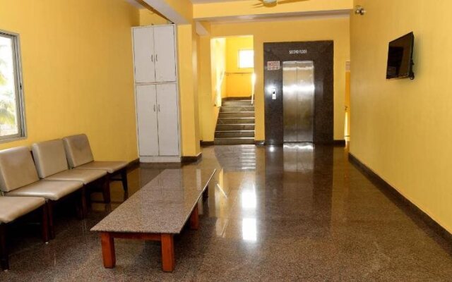 Hotel Kamat Plus
