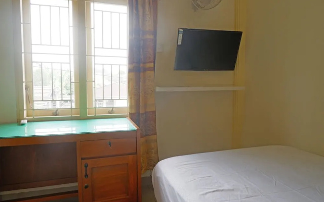 OYO Life 92632 Kost Pondok Kito