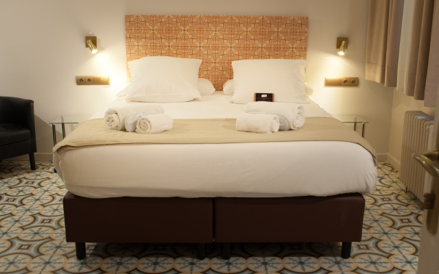 Mihlton Barcelona Boutique B&B