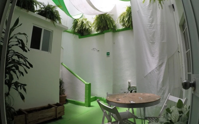 Distrito Condesa Rooms and Studios
