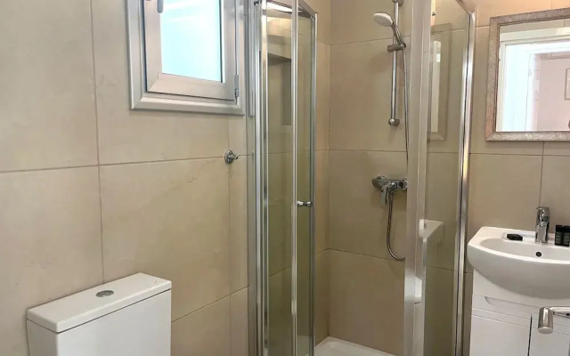 Constantinos Seaview Residence