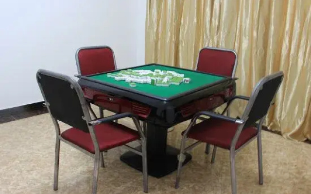 Lianyue Xiandao Holiday Hotel