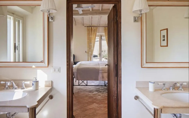 Fattoria Valtellina by Boutique Tuscany