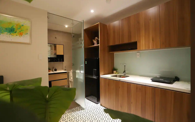 Lanura Apartments and Hotel