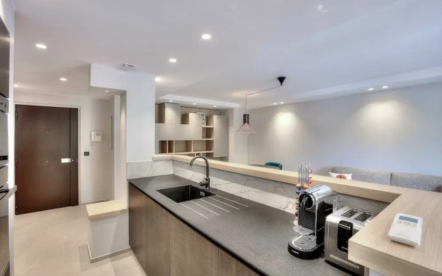 Luxury Flat With Balcony - 2br/6p - Cannes