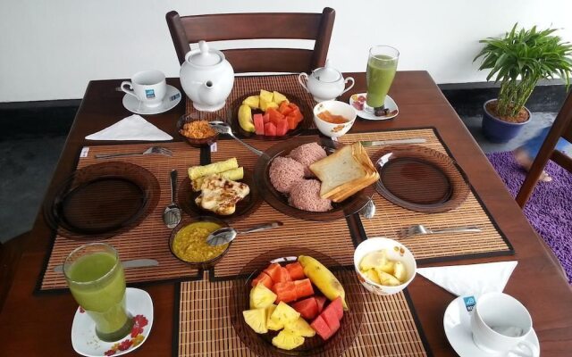 Sooriya Sewana Guest House